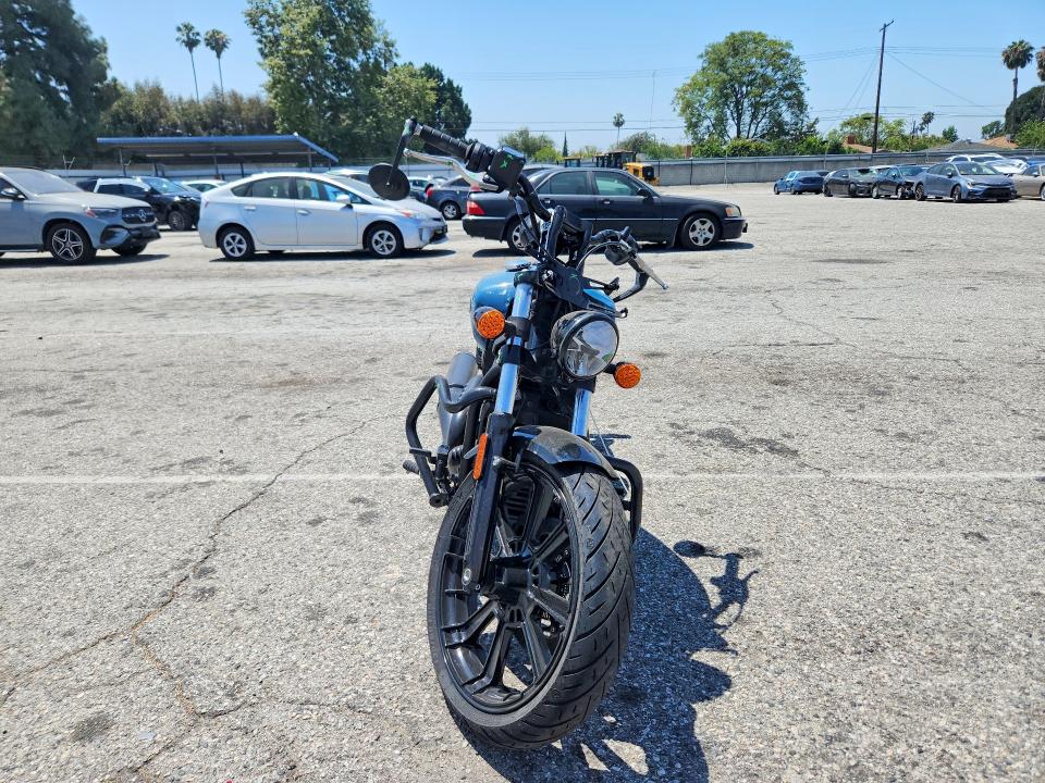 2025 Indian Motorcycle Co. Sport Scout მანქანა იყიდება აუქციონზე, vin: 56KSSC767S3203316, აუქციონის ნომერი: 55912246