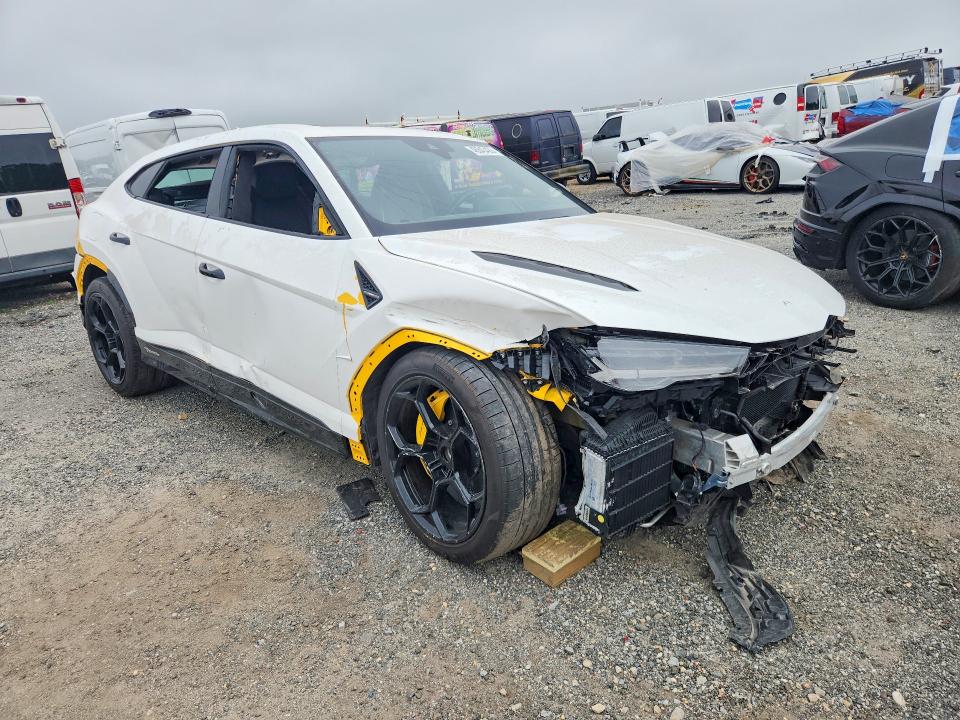 48843426 :رقم المزاد ، ZPBUC3ZL4RLA35636 vin ، 2024 Lamborghini Urus مزاد بيع