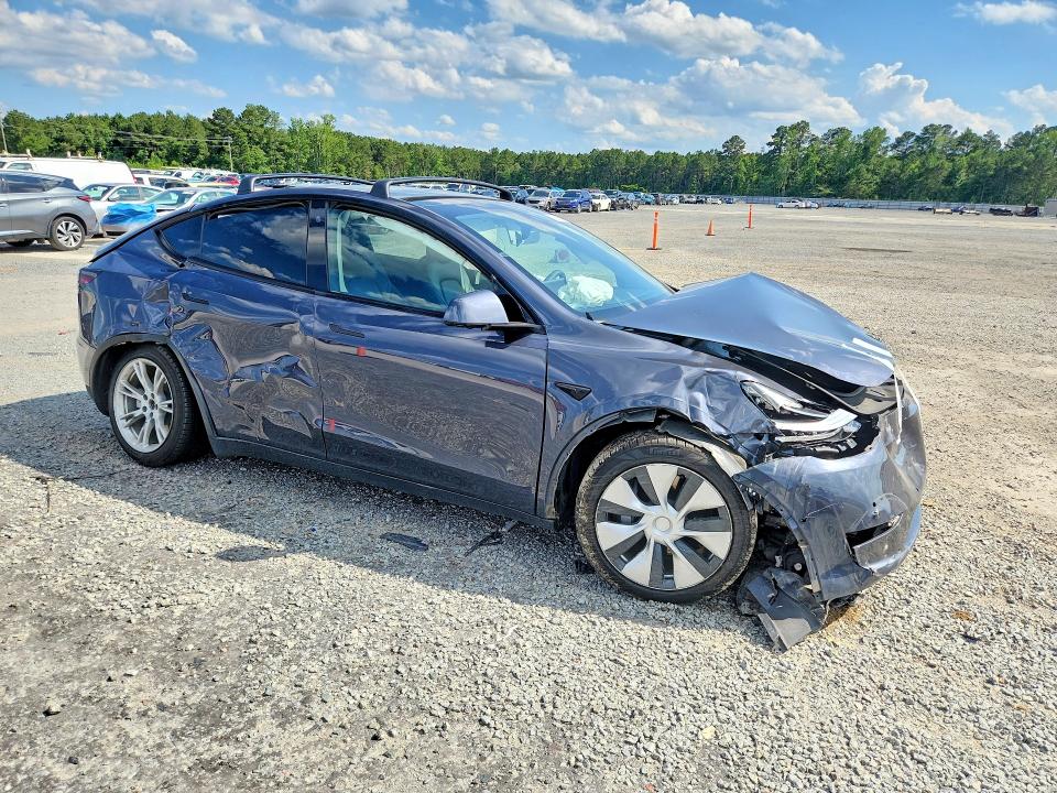 57269036 :رقم المزاد ، 7SAYGAEEXNF383417 vin ، 2022 Tesla Model Y مزاد بيع