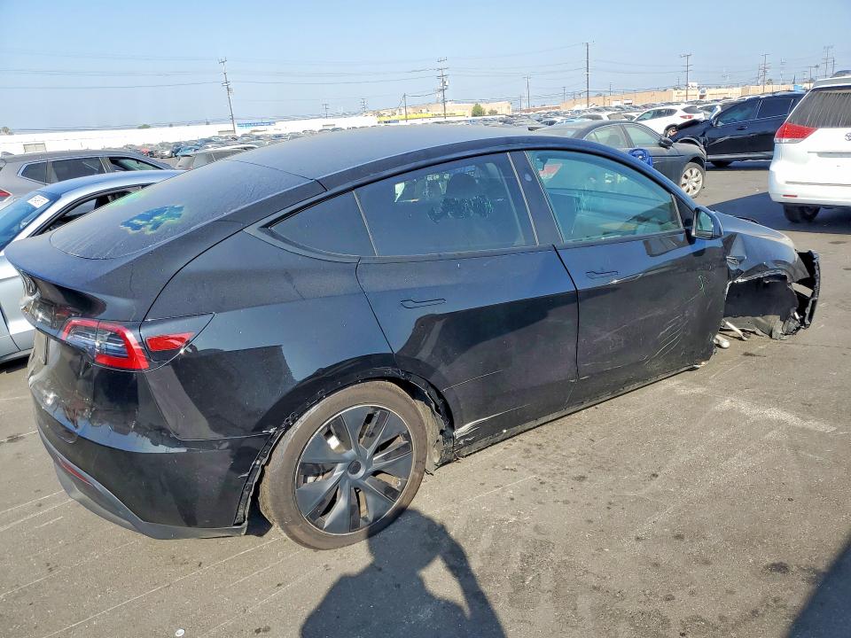 2024 Tesla Model Y მანქანა იყიდება აუქციონზე, vin: 7SAYGDED9RF120883, აუქციონის ნომერი: 55823846
