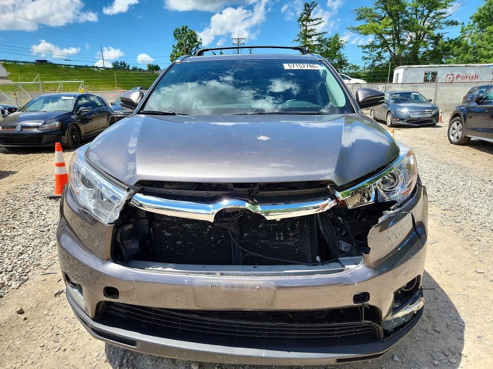 57152786 :رقم المزاد ، 5TDDKRFH9GS356404 vin ، 2016 Toyota Highlander مزاد بيع