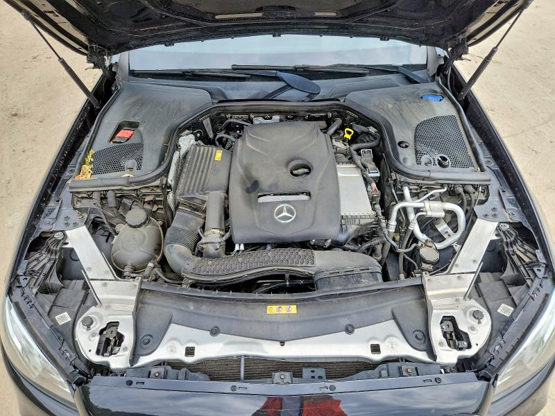 57019786 :رقم المزاد ، WDDZF4KB8JA379312 vin ، 2018 Mercedes-benz E مزاد بيع