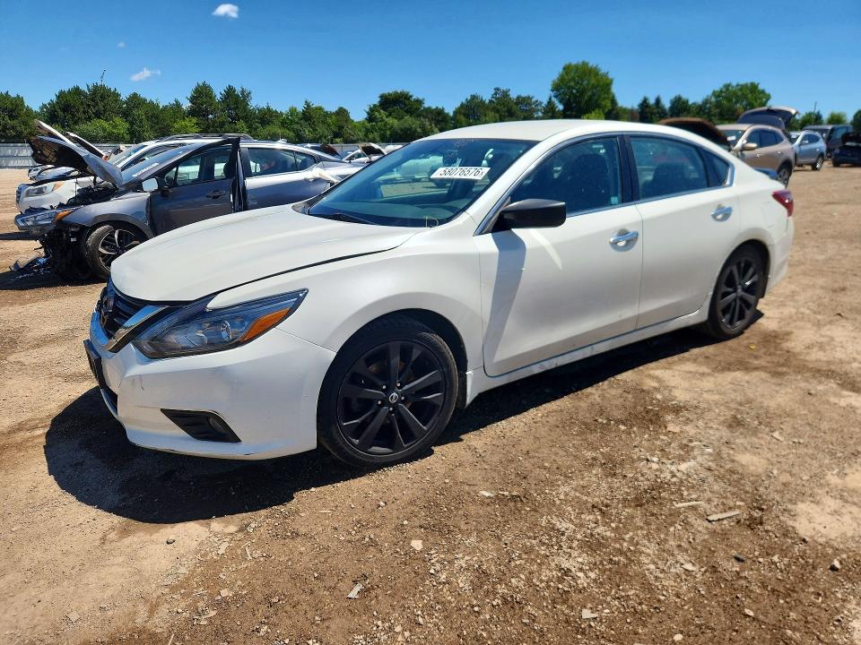 2017 Nissan Altima მანქანა იყიდება აუქციონზე, vin: 1N4AL3AP6HC237147, აუქციონის ნომერი: 58076576