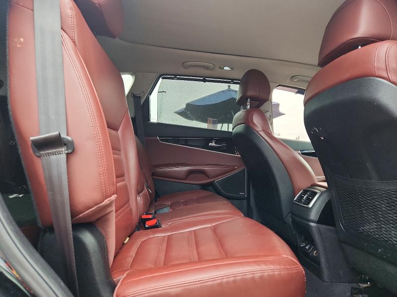 Продажа на аукционе авто 2017 Kia Sorento, vin: 5XYPK4A50HG241007, номер лота: 55834236