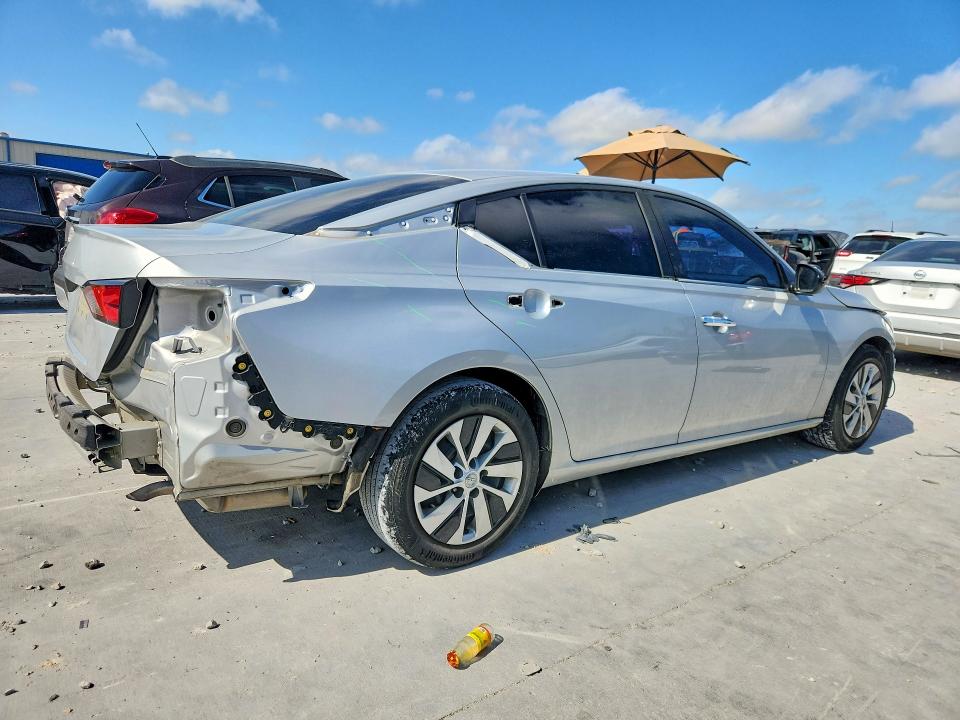 Продаж на аукціоні авто 2022 Nissan Altima, vin: 1N4BL4BV4NN368973, номер лоту: 57497226