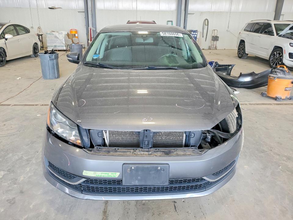 58160656 :رقم المزاد ، 1VWAS7A33EC120877 vin ، 2014 Volkswagen Passat مزاد بيع
