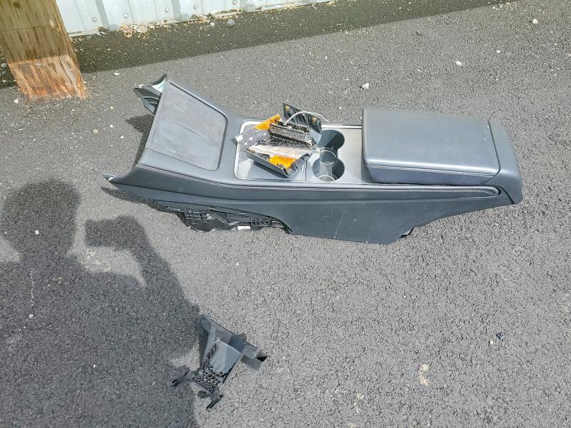 2023 Tesla Model Y მანქანა იყიდება აუქციონზე, vin: 7SAYGDEE8PF639526, აუქციონის ნომერი: 57043826
