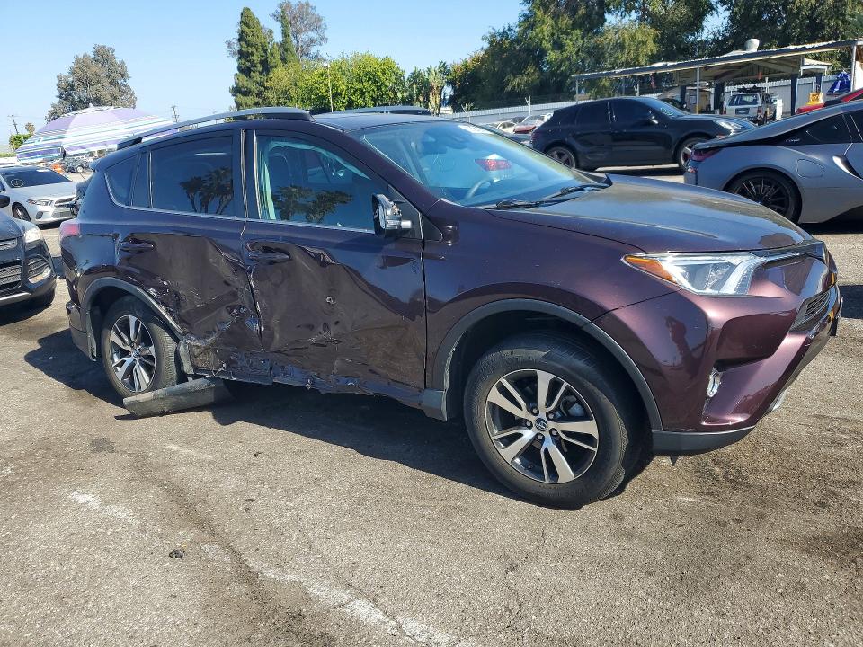 Продажа на аукционе авто 2018 Toyota Rav4, vin: 2T3WFREV4JW409049, номер лота: 56894236