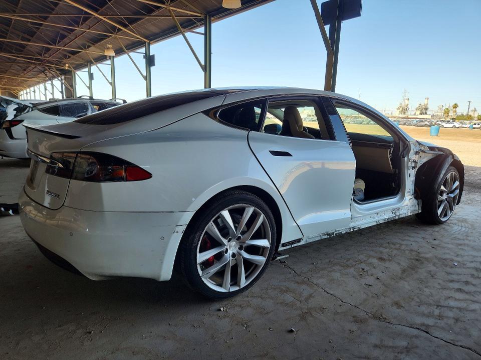 2016 Tesla Model S მანქანა იყიდება აუქციონზე, vin: 5YJSA1E41GF169995, აუქციონის ნომერი: 55875746