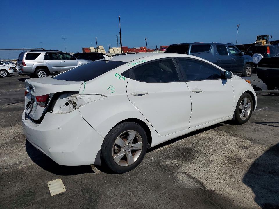 58420416 :رقم المزاد ، 5NPDH4AE7DH287390 vin ، 2013 Hyundai Elantra مزاد بيع