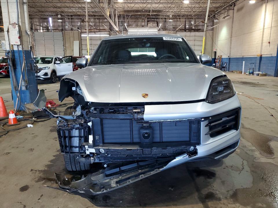 55368296 :رقم المزاد ، WP1AA2AY5TDA00802 vin ، 2026 Porsche Cayenne مزاد بيع