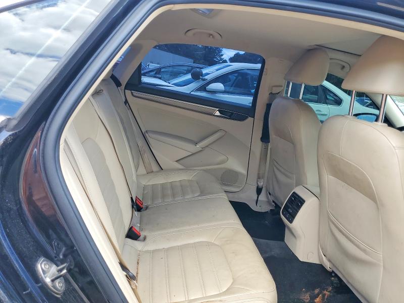 57315446 :رقم المزاد ، 1VWCT7A33HC063476 vin ، 2017 Volkswagen Passat مزاد بيع