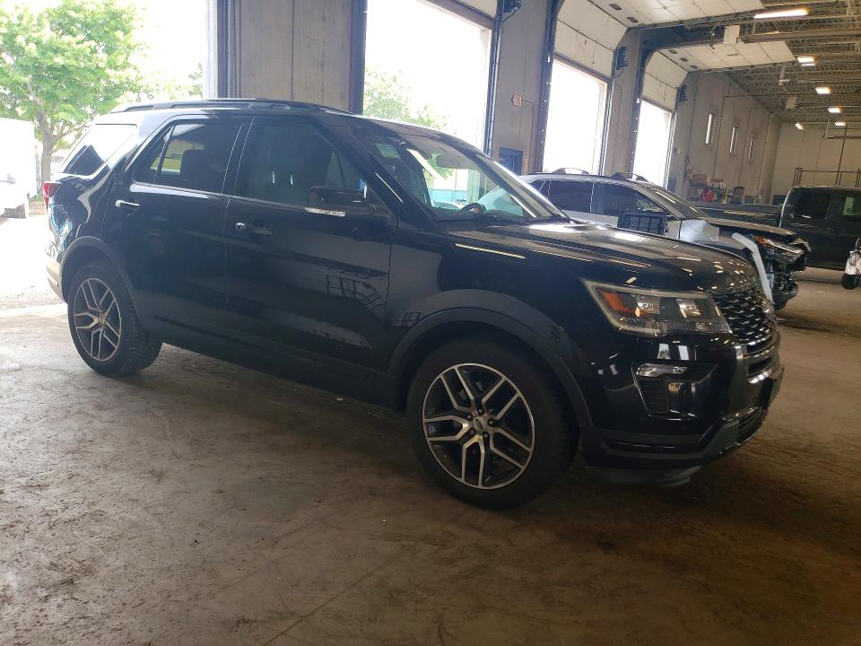 56855486 :رقم المزاد ، 1FM5K8GT3JGB89648 vin ، 2018 Ford Explorer مزاد بيع