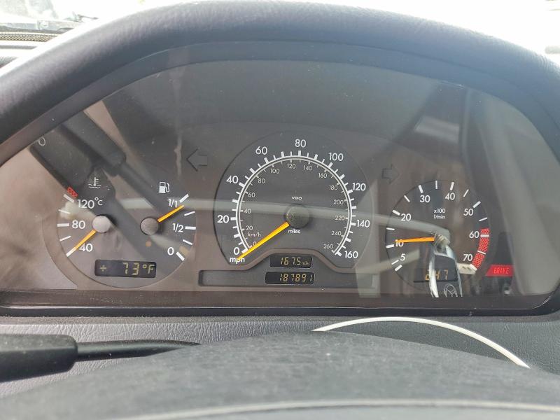 55343536 :رقم المزاد ، WDBHA24G6XA795741 vin ، 1999 Mercedes-benz C مزاد بيع