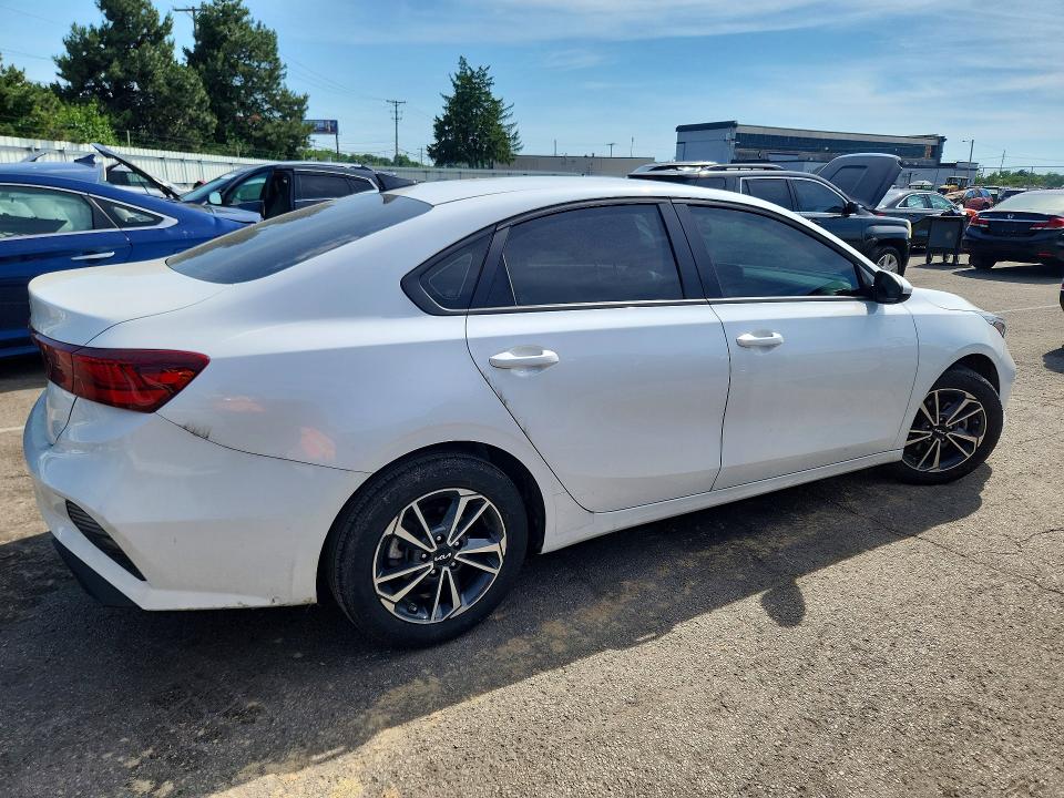 2024 Kia Forte მანქანა იყიდება აუქციონზე, vin: 3KPF24AD4RE763656, აუქციონის ნომერი: 56296106