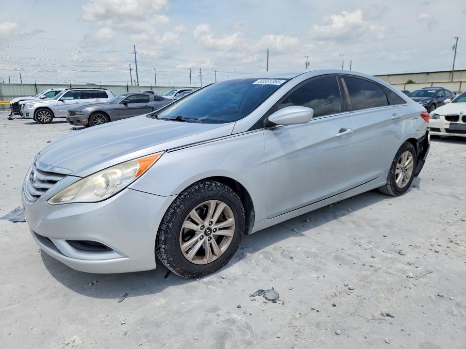 58561366 :رقم المزاد ، 5NPEB4AC1CH467810 vin ، 2012 Hyundai Sonata مزاد بيع