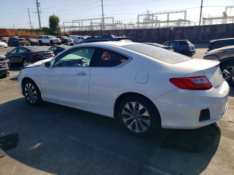 55865236 :رقم المزاد ، 1HGCT1B7XFA005666 vin ، 2015 Honda Accord مزاد بيع