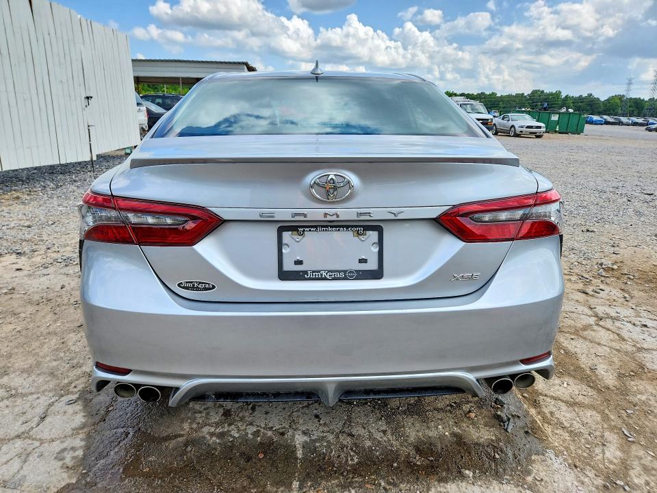 2023 Toyota Camry მანქანა იყიდება აუქციონზე, vin: 4T1K61AK8PU835954, აუქციონის ნომერი: 56878816