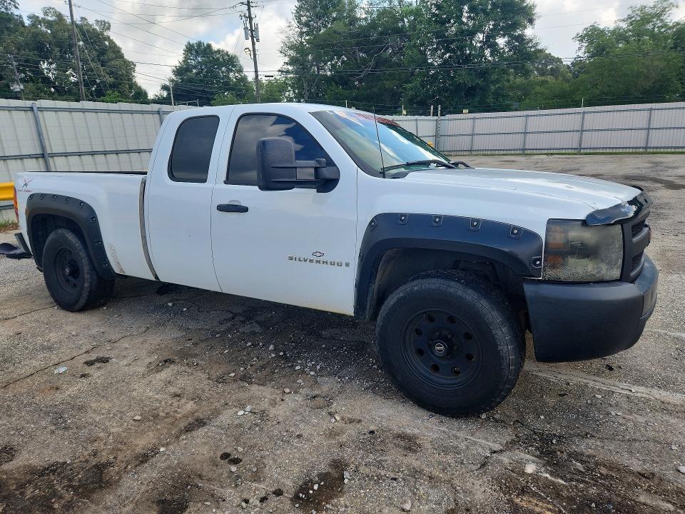 Продаж на аукціоні авто 2007 Chevrolet Silverado, vin: 1GCEC19C47Z598079, номер лоту: 58025156
