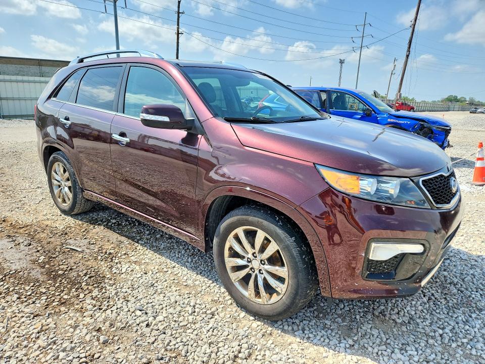 85978845 :رقم المزاد ، 5XYKW4A28DG387802 vin ، 2013 Kia Sorento مزاد بيع