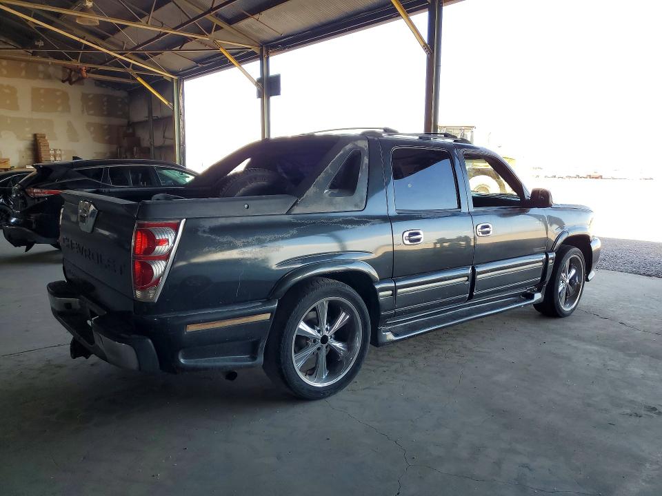 57695286 :رقم المزاد ، 3GNEC12Z75G169022 vin ، 2005 Chevrolet Avalanche مزاد بيع