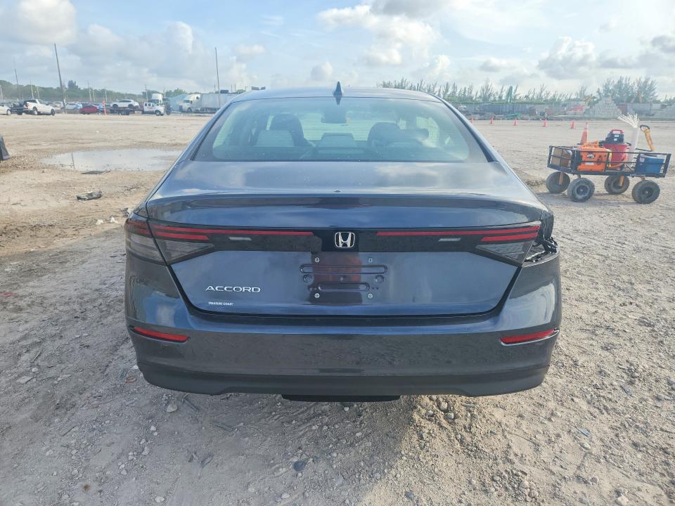 2025 Honda Accord მანქანა იყიდება აუქციონზე, vin: 1HGCY1F44SA027500, აუქციონის ნომერი: 57688126