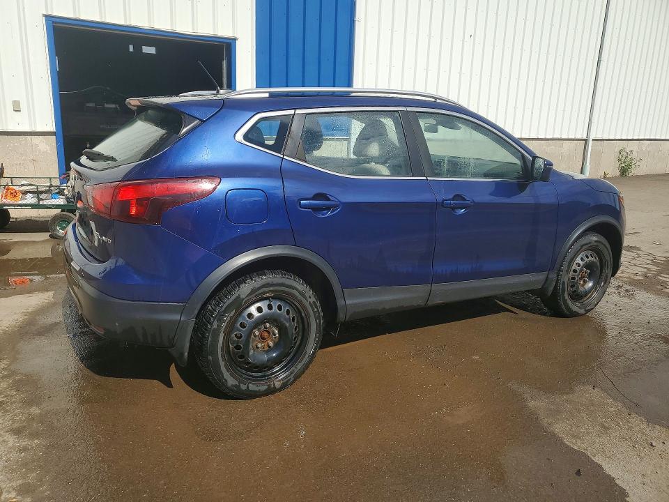 56069056 :رقم المزاد ، JN1BJ1CR4HW136245 vin ، 2017 Nissan Qashqai مزاد بيع