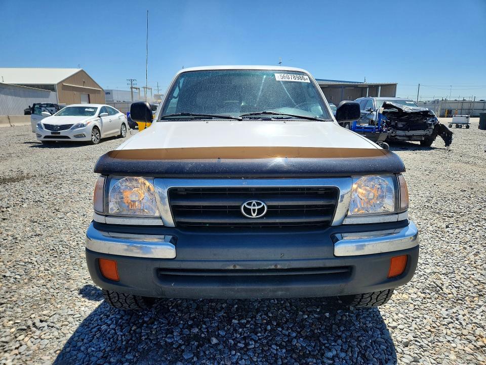 56078986 :رقم المزاد ، 5TEWN72NXYZ700939 vin ، 2000 Toyota Tacoma مزاد بيع