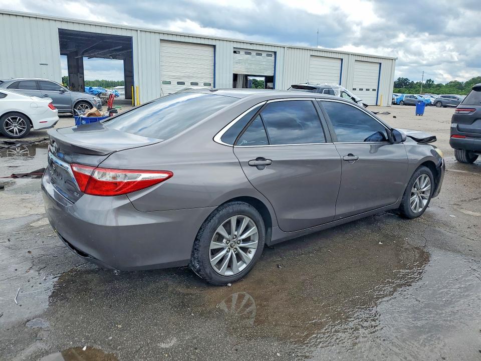 Продажа на аукционе авто 2015 Toyota Camry, vin: 4T4BF1FK2FR464271, номер лота: 58031966
