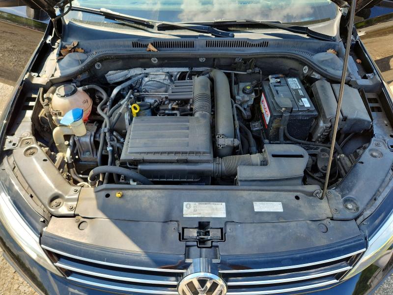 59248736 :رقم المزاد ، 3VWDB7AJ5JM238207 vin ، 2018 Volkswagen Jetta مزاد بيع
