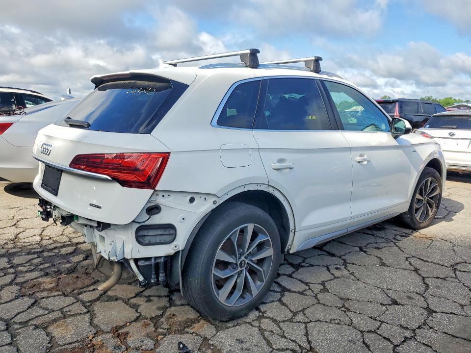 56041496 :رقم المزاد ، WA1EAAFY3N2111816 vin ، 2022 Audi Q5 مزاد بيع