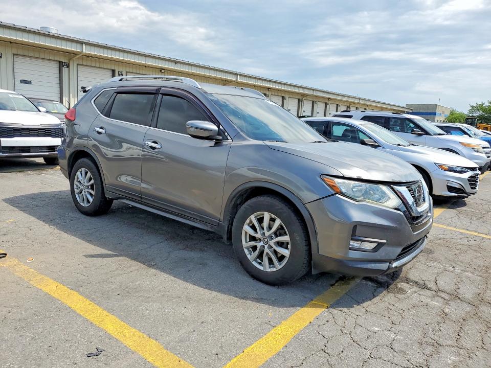 58495826 :رقم المزاد ، KNMAT2MT7HP611030 vin ، 2017 Nissan Rogue مزاد بيع