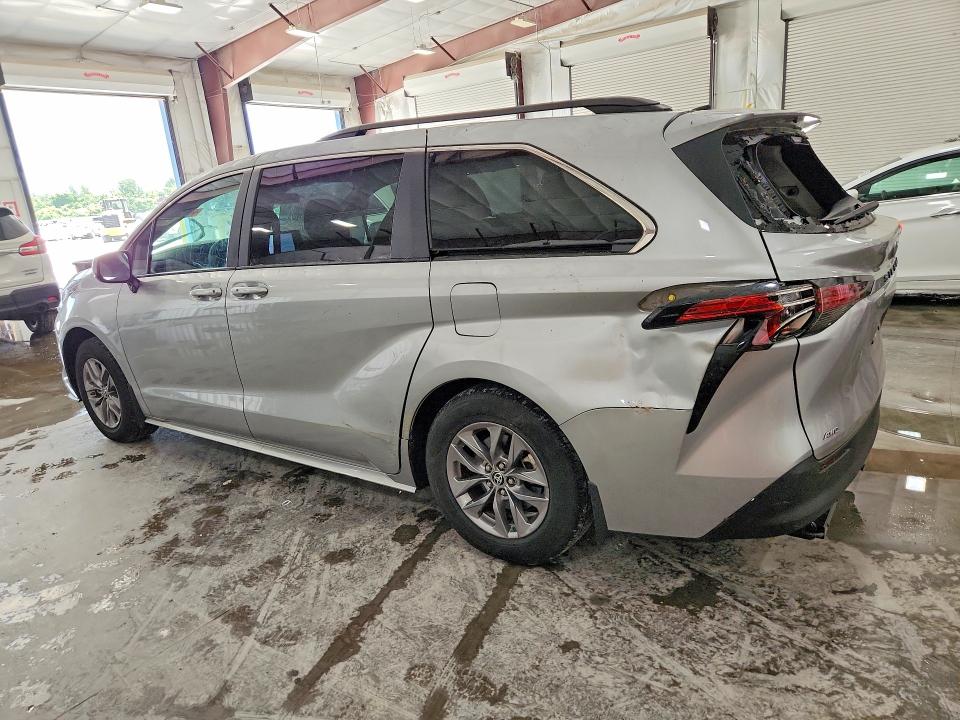 58296686 :رقم المزاد ، 5TDKSKFC6NS069389 vin ، 2022 Toyota Sienna مزاد بيع