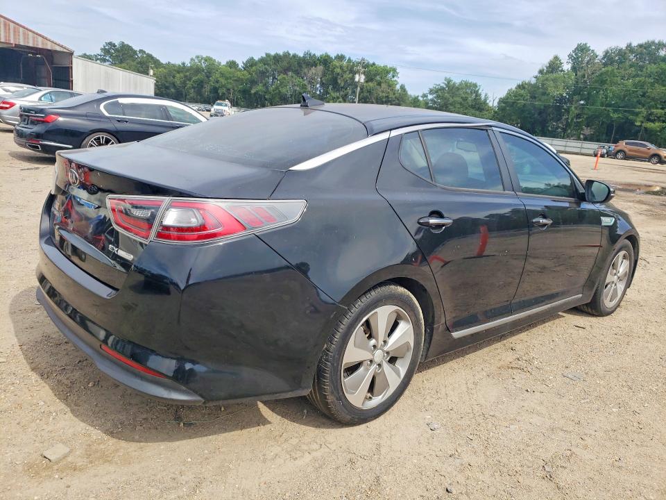 Auction sale of the 2016 Kia Optima, vin: KNAGN4AD6G5093898, lot number: 56104126