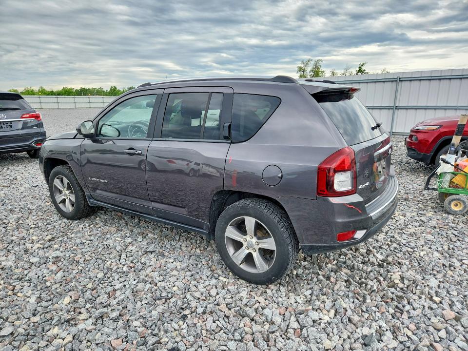 56830756 :رقم المزاد ، 1C4NJDEB1HD171574 vin ، 2017 Jeep Compass مزاد بيع