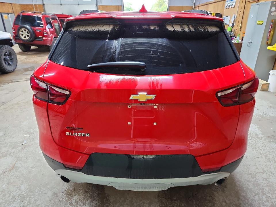58615566 :رقم المزاد ، 3GNKBBRA5KS612983 vin ، 2019 Chevrolet Blazer مزاد بيع