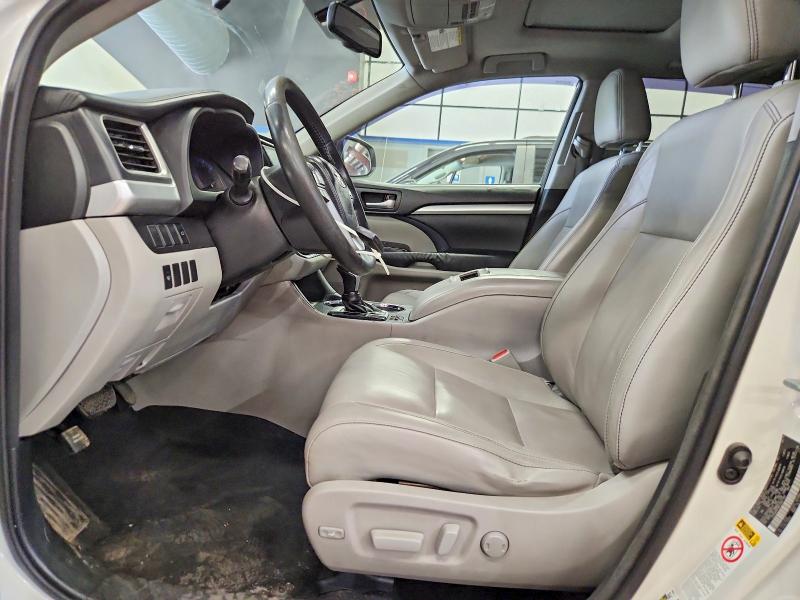 Продажа на аукционе авто 2015 Toyota Highlander, vin: 5TDJKRFH6FS081169, номер лота: 57990846