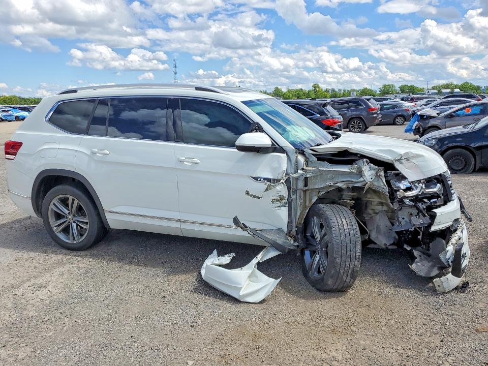 57953196 :رقم المزاد ، 1V2TR2CA2JC575752 vin ، 2018 Volkswagen Atlas مزاد بيع