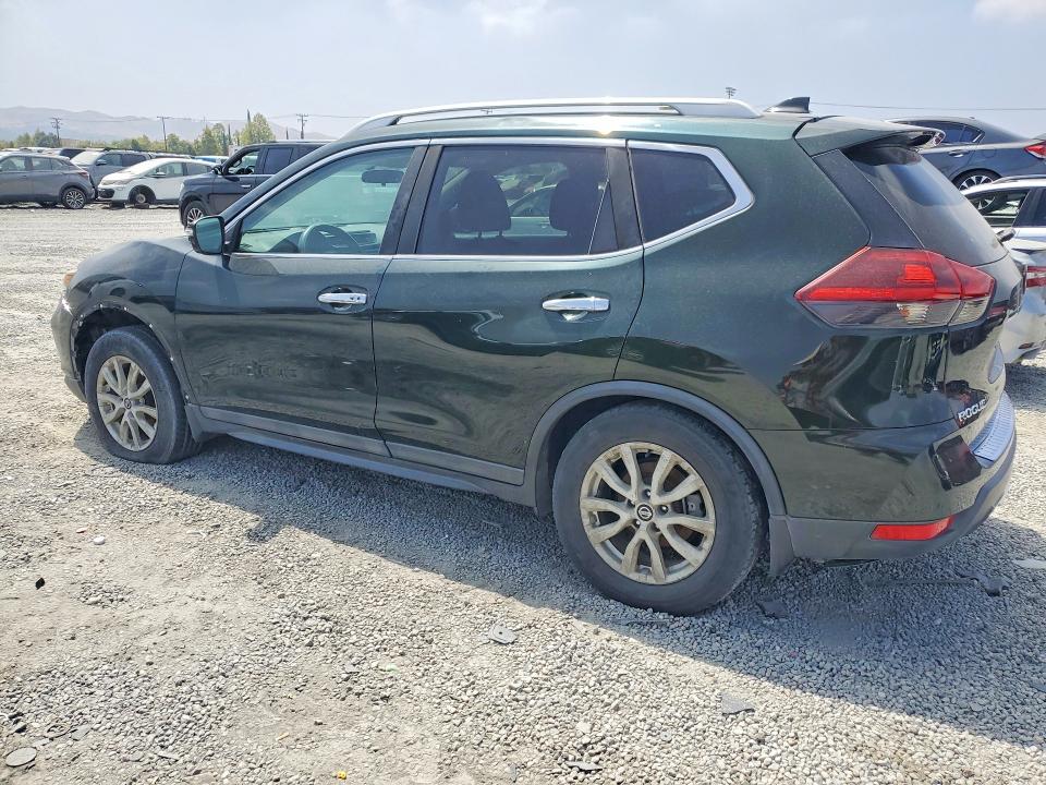 2018 Nissan Rogue მანქანა იყიდება აუქციონზე, vin: 5N1AT2MT0JC717747, აუქციონის ნომერი: 57913806