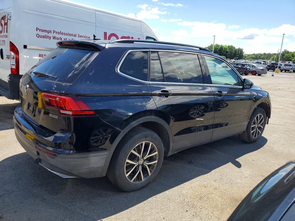 57642136 :رقم المزاد ، 3VV2B7AX8KM056356 vin ، 2019 Volkswagen Tiguan مزاد بيع
