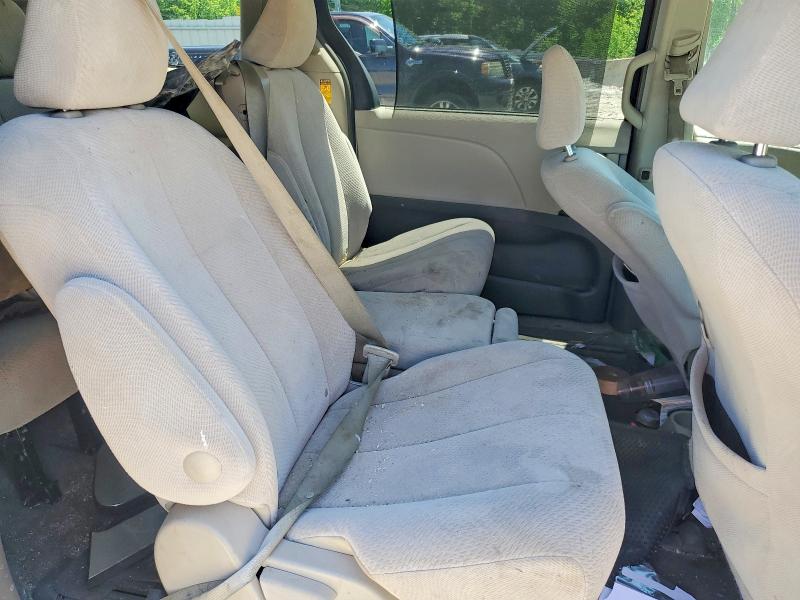 55851176 :رقم المزاد ، 5TDKK3DC6ES464861 vin ، 2014 Toyota Sienna مزاد بيع