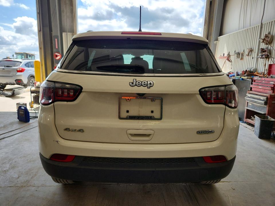 2018 Jeep Compass მანქანა იყიდება აუქციონზე, vin: 3C4NJDBB8JT455871, აუქციონის ნომერი: 58626816