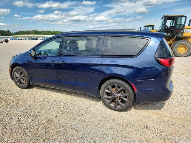 58983396 :رقم المزاد ، 2C4RC1EG4JR165342 vin ، 2018 Chrysler Pacifica مزاد بيع