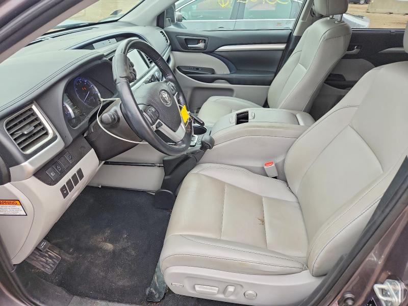 55162796 :رقم المزاد ، 5TDJZRFH4KS588691 vin ، 2019 Toyota Highlander مزاد بيع