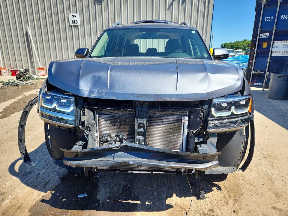 58400406 :رقم المزاد ، 1V2GR2CA0JC526499 vin ، 2018 Volkswagen Atlas مزاد بيع