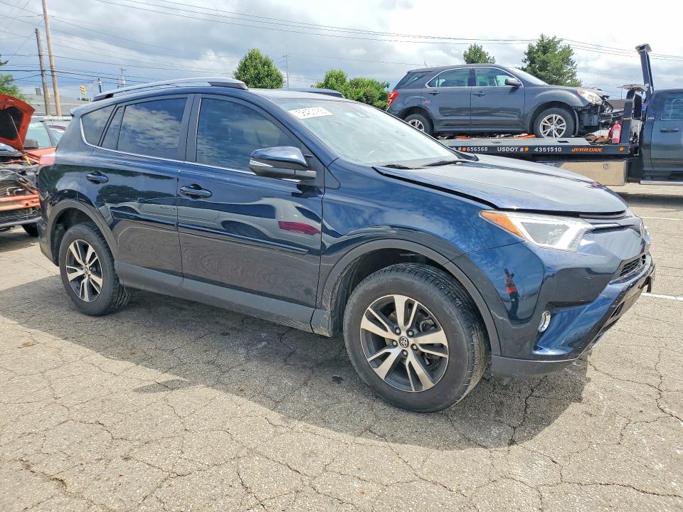 Продаж на аукціоні авто 2018 Toyota Rav4, vin: JTMRFREV5JJ741030, номер лоту: 58450186