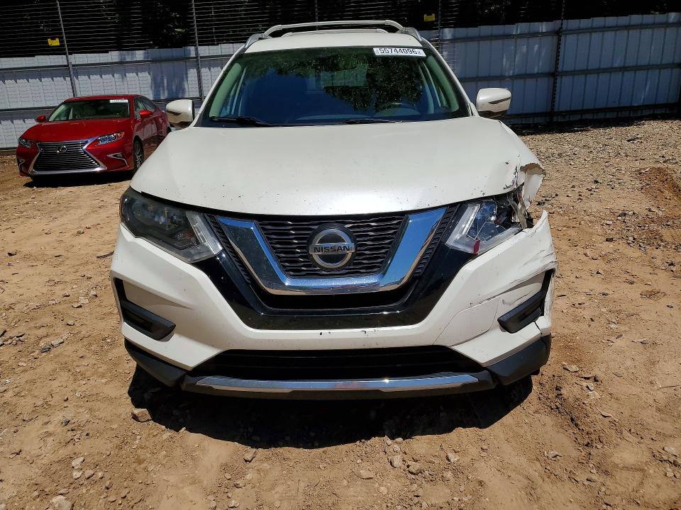 55744096 :رقم المزاد ، JN8AT2MV1KW400067 vin ، 2019 Nissan Rogue مزاد بيع