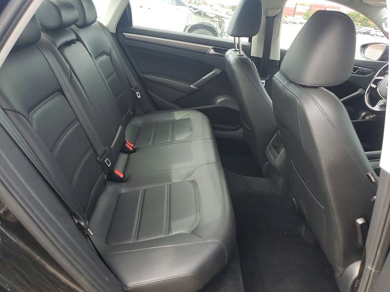Продаж на аукціоні авто 2018 Volkswagen Passat, vin: 1VWAA7A30JC051174, номер лоту: 58120546
