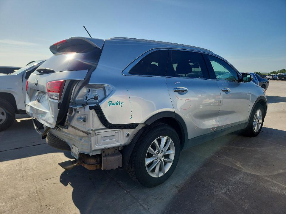 55377446 :رقم المزاد ، 5XYPGDA58JG419656 vin ، 2018 Kia Sorento مزاد بيع