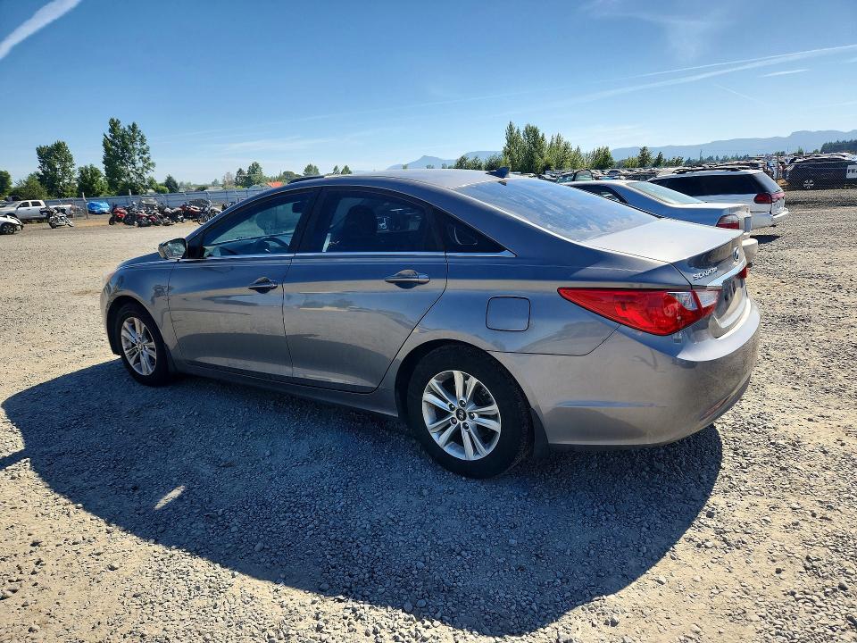 57553476 :رقم المزاد ، 5NPEB4AC5DH757842 vin ، 2013 Hyundai Sonata مزاد بيع